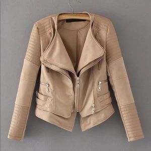 Motorcycle jacket (tan size small)